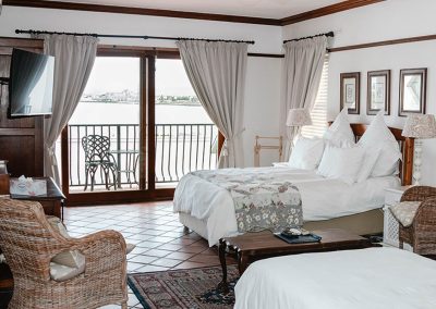 berg-en-zee-accommodation-family-room-2